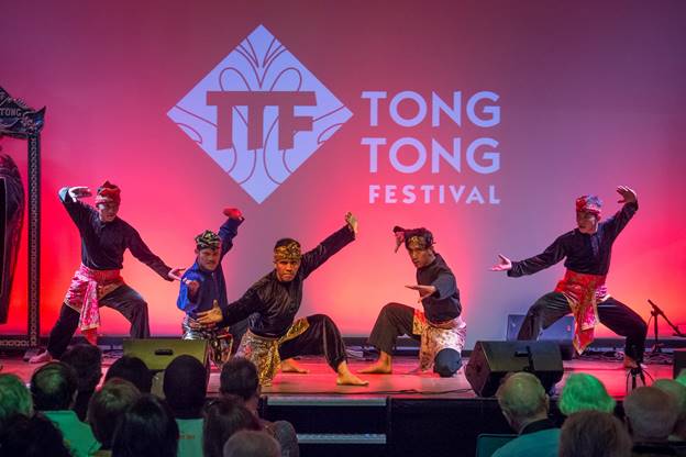 Seni pencak silat nusantara sebagai pertunjukan melengkapi keikusertaan Pemerintah Indonesia dalam Tong Tong Fair atau Festival Tong Tong ke-59 di Maliveld, Den Haag, Belanda (Foto ISTIMEWA)