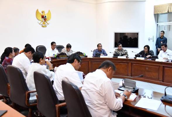 Presiden berharap bangsa Indonesia tidak tertinggal jauh dibandingkan negara-negara lain dalam pelayanan publik dan administrasi kepada warga (Foto ISTIMEWA)