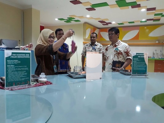Kerjasama Fakultas Biologi UGM dengan Taman Pintar Yogyakarta diharapkan dapat mengedukasi masyarakat, anak-anak, dan siswa sekolah terkait penelitian di bidang biologi serta mengenalkan lebih dekat dengan keanekaragaman hayati asli Indonesia (Foto Dok. Humas UGM)