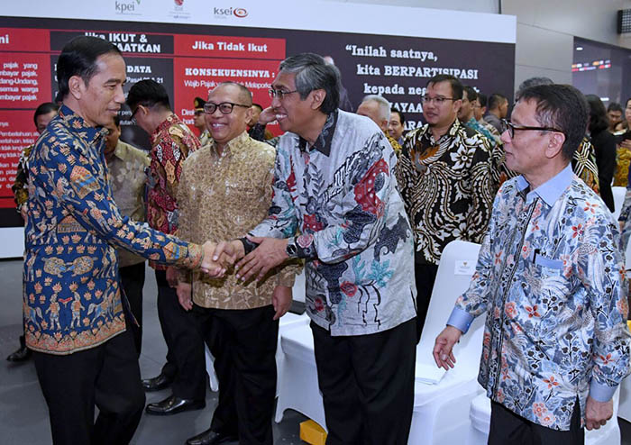 Presiden Joko Widodo bertemu dan berdialog dengan para pelaku pasar saham yang turut berperan menggerakkan  roda perekonomian Indonesia.