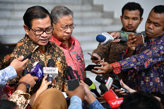 Sekretaris Kabinet Pramono Anung mengungkap bahwa Swiss turut menawarkan kerja sama di bidang pendidikan vokasional. Presiden Joko Widodo sendiri tentu menyambut baik tawaran tersebut karena dinilai sejalan dengan program pembangunan Indonesia. 