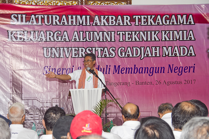 Rektor UGM Panut Mulyono berharap alumni Teknik Kimia terus berkontribusi dalam pembangunan negara Indonesia. Fajar/KAGAMA