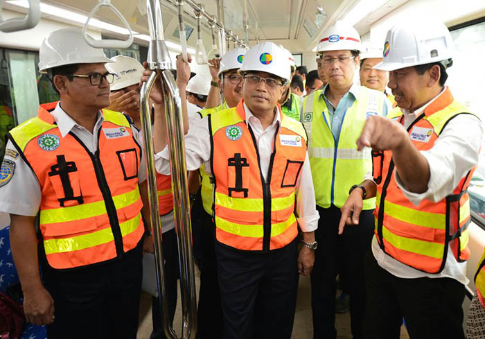 Untuk pembangunan skytrain ini, PT Angkasa Pura II menginvestasikan dana sebesar Rp950 miliar.