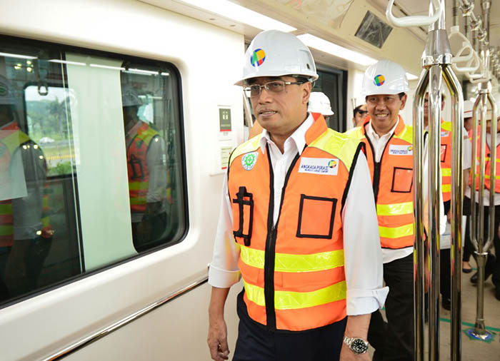 Menhub Budi Karya Sumadi berharap skytrain ini akan beroperasi penuh dengan 3 trainset menghubungkan seluruh terminal penumpang dan terintegrasi juga dengan kereta Bandara Internasional Soekarno-Hatta. 