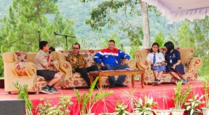 Festival ini diselenggarakan sebagai wadah pembelajaran bagi masyarakat luas tentang panas bumi yang potensinya cukup besar di Sulawesi Utara.(Foto: Dok. Humas UGM)