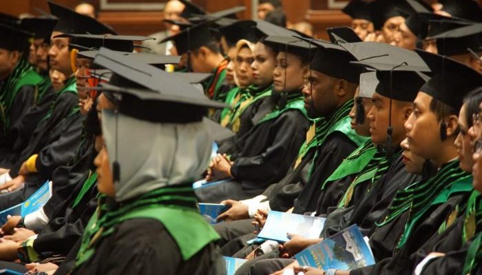 Rapat Senat Terbuka Wisuda Sarjana ke-55 UWM Tahun Akademik 2018/2019. Foto: Taufiq