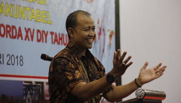 Dosen UPN alumnus UGM, Assoc. Prof. Edwi Arief Sosiawan, menilai bahwa pelibatan perempuan di dunia TNI masih langka. Foto: Dok Pri