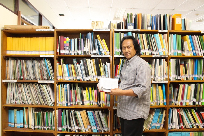 Prof. Dr. Ir. H. San Afri Awang, M.Sc. (Foto: Dok. Taufiq)