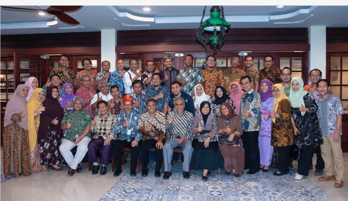 Malam Ramah-Tamah Kagama Riau dengan Rektor dan Dosen-Dosen UGM .(Foto: Dok. Tomo)