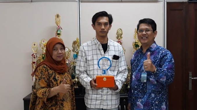 Mahasiswa Biologi Raih Juara I Lomba Harteknas.(Foto: Dok. Humas Biologi)