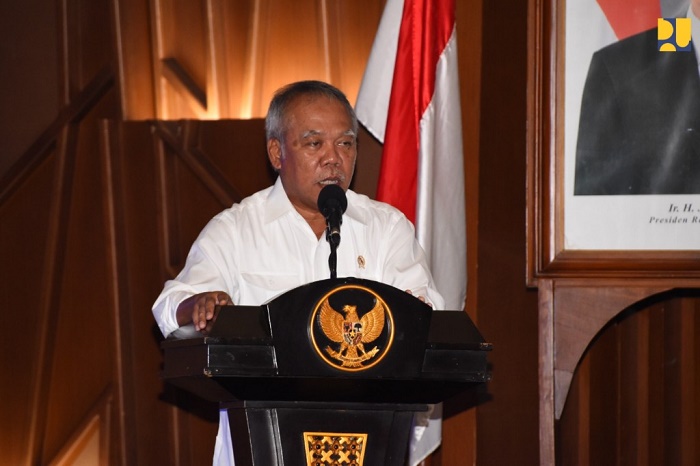Menteri PUPR Basuki Hadimuljono menyatakan, Indonesia mesti punya strategi lompatan dalam mewujudkan target capaian 100 persen layanan akses air layak minum dimana peran BUMN menjadi sangat penting. Foto : Kementerian PUPR