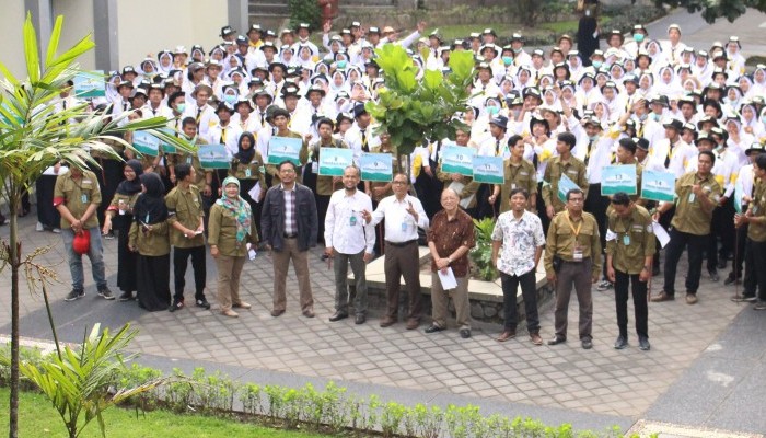 Fakultas Kehutanan UGM Bebaskan UKT Mahasiswa Terdampak Bencana Gempa Sulawesi Tengah.(Foto: Fkt)