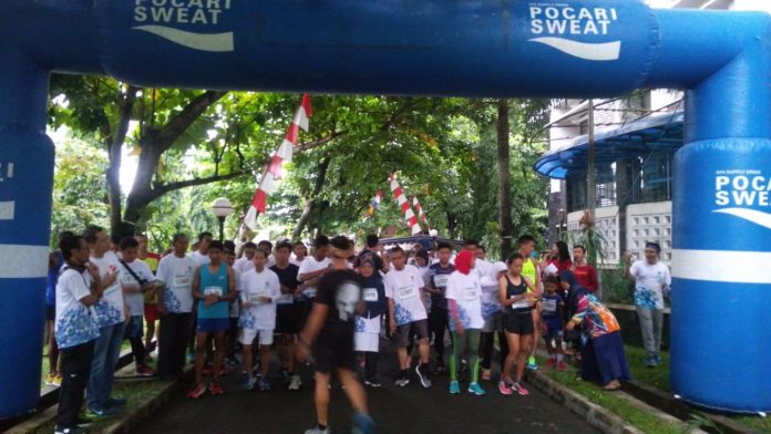Peserta tidak hanya mahasiswa dan alumni FKG UGM namun banyak juga para pelari dari masyarakat umum.(Foto: Wempi)