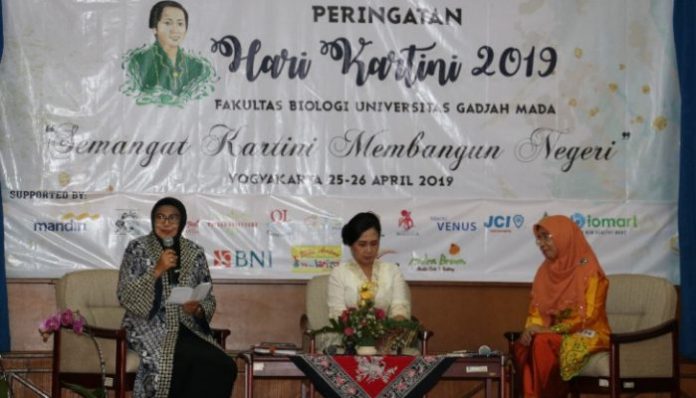 Peringatan hari Kartini menjadi momen untuk memperkuat perempuan.(Foto: Humas UGM)