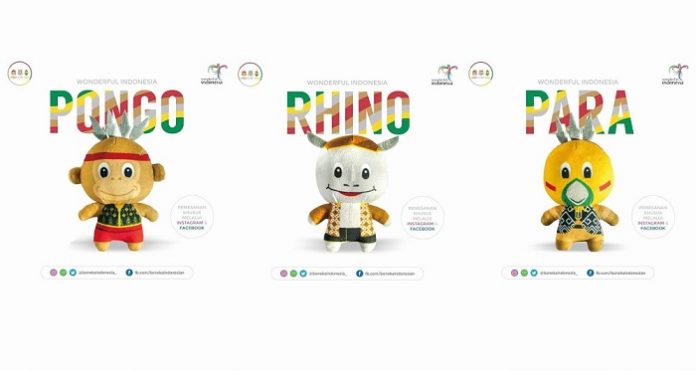 Ketiga boneka dirancang mengenakan kain batik dengan motif berbeda yakni Songket Siak Sumatera pada karakter Pongo, Kawung Jawa pada Rhino, dan Asmat Papua oleh Para. Foto : Humas UGM