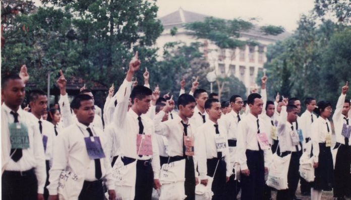 Ilustrasi: Ospek Fakultas Kehutanan UGM TAHUN 1993. Foto: fkt93.blogspot.com