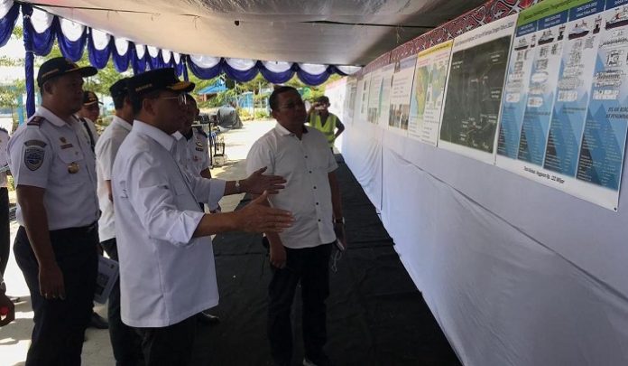 Menteri Perhubungan Budi Karya Sumadi menilai pengembangan Bandara Sibisa diperlukan untuk membagi penerbangan dengan Bandara Silangit. Foto : Kemenhub