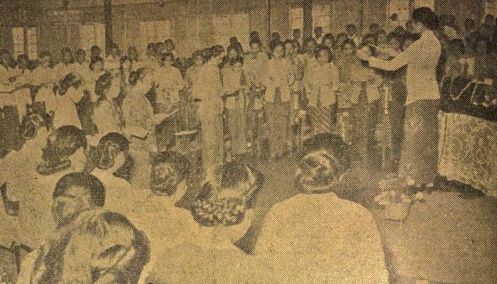 Penampilan Paduan Suara. Foto: Majalah Gadjah Mada 1953