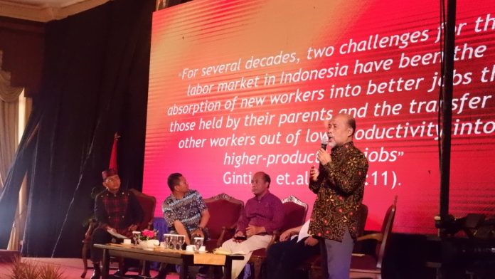 Dari sisi pendidikan, kualitas angkatan kerja di Indonesia telah mengalami kenaikan. Tetapi sebagian besar masih berpendidikan rendah. Foto: Istimewa