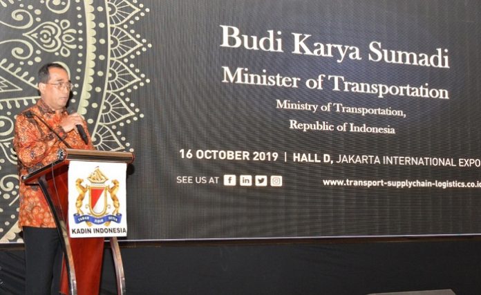 Menteri Perhubungan Budi Karya Sumadi menjelaskan, saat ini pemerintah telah berupaya untuk memberikan kemudahan-kemudahan berusaha dan berinvestasi bagi sektor swasta dalam berbagai hal. Foto : Kemenhub
