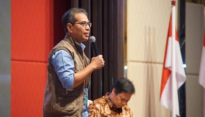 Frame Work ini, kata Hamied, merupakan bagian dari rangkuman hasil Seminar Pra Munas yang telah diserahkan kepada Pemerintah Provinsi Sumatera Utara dan telah dibawa pada Forum Munas Kagama sebagai bahan masukan untuk pemerintah. Foto: Taufiq Hakim