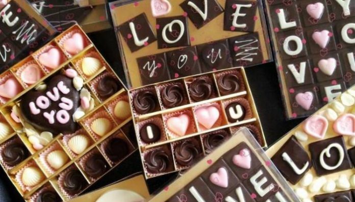 Tidak hanya cokelat yang bisa menjadi penyampai rasa cinta yang kamu miliki kepada pasangan. Foto: Cookpad