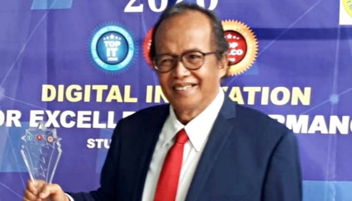 Dewan Riset Nasional (DRN) yang dipimpin alumnus UGM memperoleh penghargaan dalam ajang Top Digital Innovation Award 2020. Foto: Ist