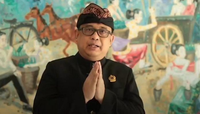 Bali resmi dapat kembali dikunjungi oleh wisatawan lokal. Hal ini mendapat tanggapan positif dari para pejabat serta menteri alumnus UGM. Foto: Ist