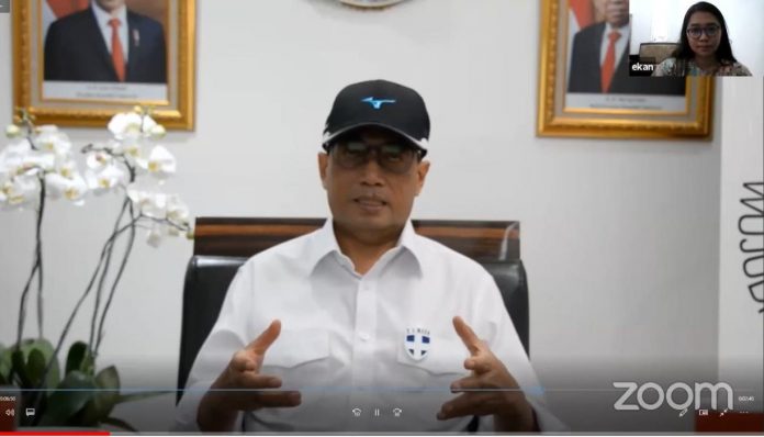 Wakil Ketua Umum I KAGAMA, Budi Karya Sumadi memberikan sambutan dalam webinar Inspirasi KAGAMA 6 bertajuk Ninago-Baceman Goes Online belum lama ini. Foto: Ist