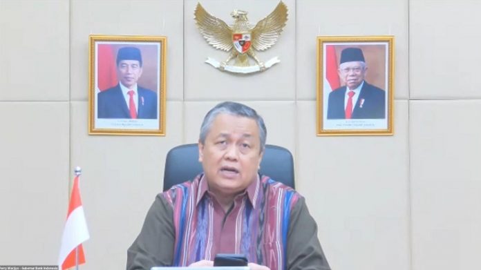 Gubernur Bank Indonesia Perry Warjiyo mengajak masyarakat untuk membeli produk usaha mikro, kecil dan menengah (UMKM) sebagai bentuk dukungan menggerakkan pengembangan UMKM. Foto: Kafegama Sumut