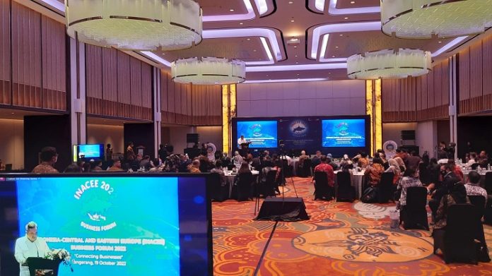 INACEE 2022 adalah penyelenggaraan kedua dengan tema ‘Connecting Businesses’ yang diikuti sekitar 250 peserta perusahaan dan pelaku usaha Indonesia dari negara-negara di kawasan Eropa Tengah dan Timur. Foto: INACEE 2022